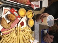 -肯德基(中纬店)