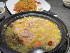 -野迹·石橄榄鸡·烧烤(新洲店)