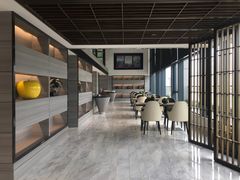 -上海虹桥西郊假日酒店