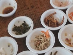 -包整·丝娃娃(一览甲秀楼风景店)