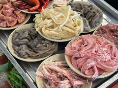 -九尺赵老四鲜鹅肠火锅