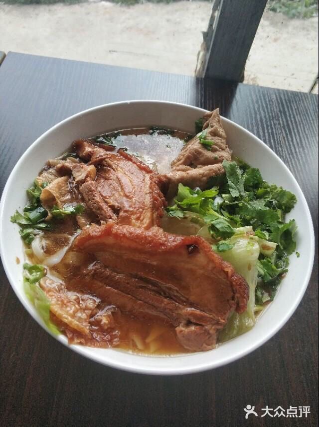 人们的生活环境发生了翻天覆地的变化