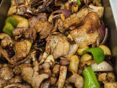 -老东镇啤酒屋海鲜加工·蒸汽海鲜·海鲜烧烤(台东店)