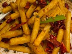 干煸藕条-刘胖子家常菜·蹄花焖藕(中央花园店)