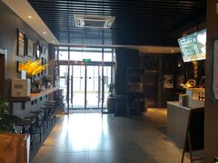 -缦咖电竞酒店(北京鸟巢红军营地铁站店)