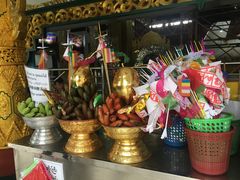 -ခြောက်ထပ်ကြီးရွှေသာလျောင်းဘုရားကြီး