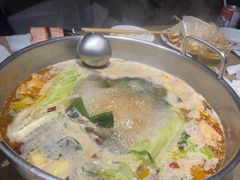 -七欣天香辣蟹火锅(上海银亿滨江店)