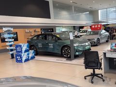-交运起申一汽大众4S店(内江路店)