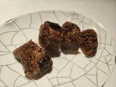 黑松露味黑毛猪梅花肉粽-荣轩(新荣记环球金融中心店)
