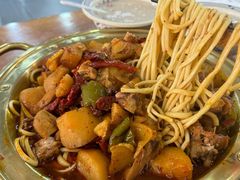 -牛一嘴·兰州牛肉面·大盘鸡(财富中心店)