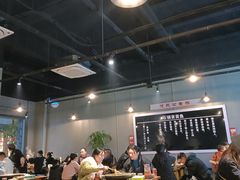 大堂-石锅苗苗鱼(武汉首店)