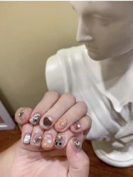 -悦指间美甲美睫