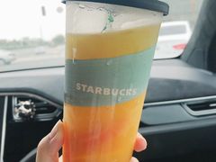 -星巴克臻选(武汉经开永旺梦乐城店)