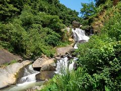 -梅岭月亮湾山体公园