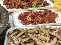 -乡土黄·鲜牛肉火锅·小龙虾(兴业街店)
