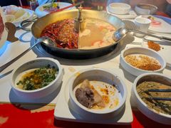 -小龙翻大江文化火锅(宽窄店)