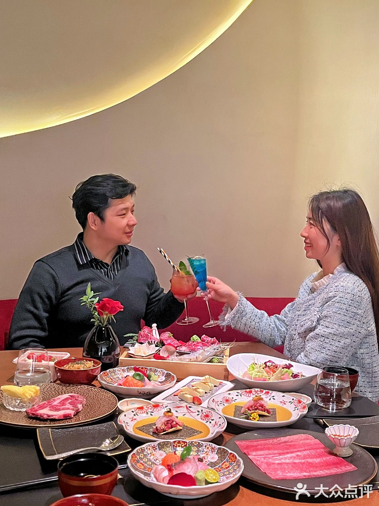 成都约会氛围感餐厅~西南首家新派烧肉酒廊