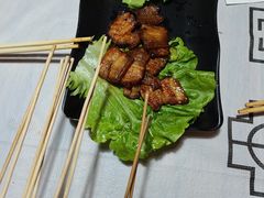 -云晓光头烧烤吧(盛夏店)