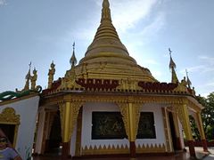 -一寨两国风景区