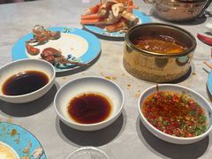 -雍容荟帝王蟹活龙虾展台自助(IFS黑金店)