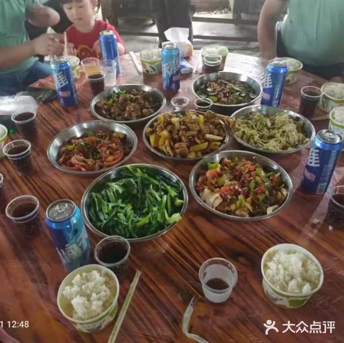 松山湖南湖湾露营营地图片