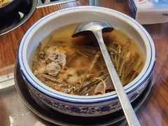 -食德喜·阳山鸡王食研基地