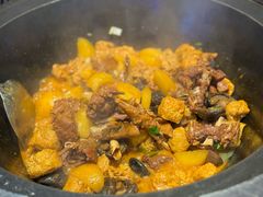 -山河屯铁锅炖·非遗东北菜(南山店)