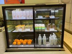面包甜点陈列柜-喜茶(南昌王府井店)