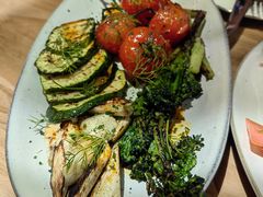 -LESCEDARS Brasserie Bistro香柏树