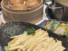 -煲王粤菜餐厅(中侨中心店)