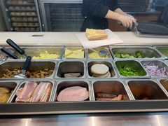 自助取餐区-赛百味SUBWAY(三阳广场店)