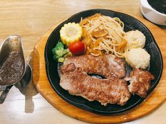 -豪约客牛排(百大奥莱店)
