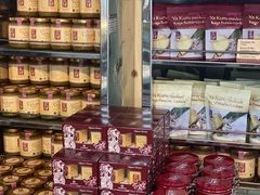 -亚坤(远东广场店)