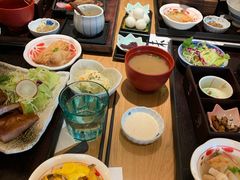 -味太助·银饭食堂(中华城店)