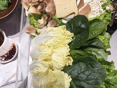 -红鼎豆捞·非遗鲍皇汤火锅(宝丰路店)