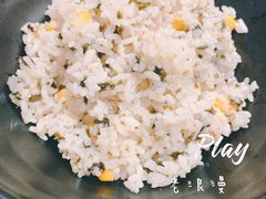 -三清洞摩西韩式年糕火锅(威高广场店)