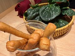 茴香小油条-巴奴毛肚火锅(七宝领展广场店)
