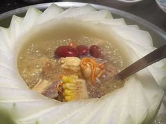 -得意咚瓜·顺德鱼生·冬瓜火锅(深圳首店)