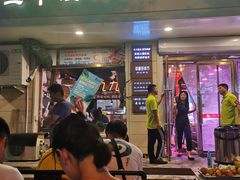 门面-三个渔夫·蒸汽海鲜(小白楼店)