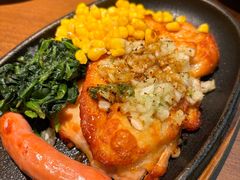 蒜香鸡排配法兰克福烤肠-萨莉亚意式餐厅(南京环亚凯瑟琳广场店)