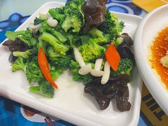 -撒拉花儿·新疆菜·清真(太阳宫店)