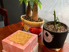 榛果提拉米苏-BLAQ咖啡(骏豪店)