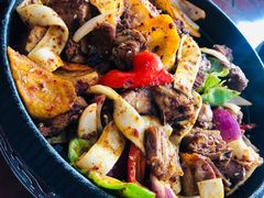 -撒拉人家.酸菜牦牛肉火锅