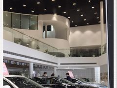 -杭州中沃沃尔沃4S店(滨江区店)