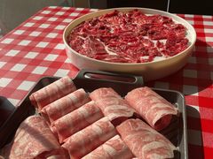 -肥小宝·金牌油焖大虾(襄阳龙虾地标店)