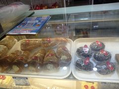 -白玉兰食品甜凤店(合生汇店)