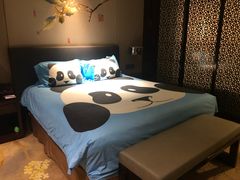 -成都保利公园皇冠假日酒店(熊猫基地店)