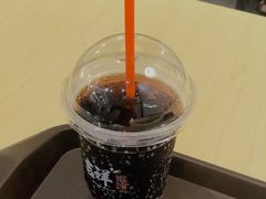 可乐-吉祥馄饨(虹桥火车站店)