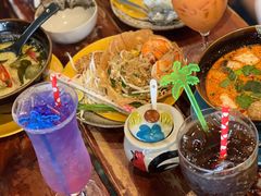 -Pad Thai Kratong Thong by ama