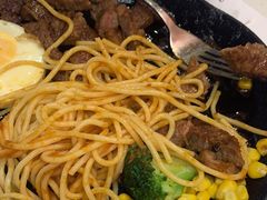 -汤姆家的牛排意面披萨(新城市广场店)